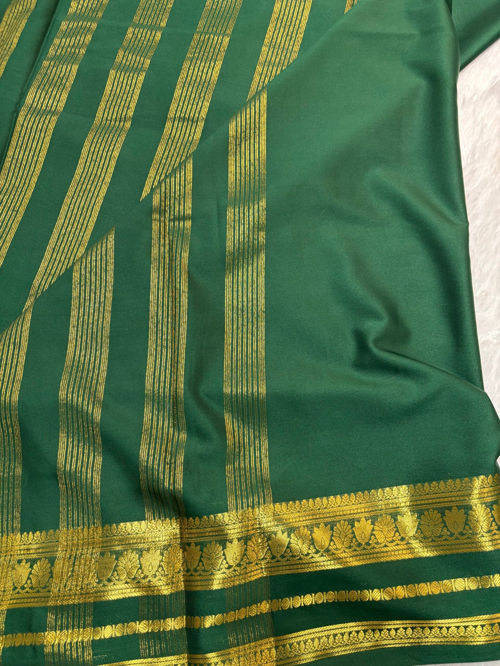 lotus border-Semi crepe Mysore Silk Saree - Image 4